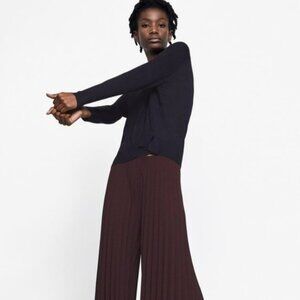 ZARA Knit | Black Long Sleeve Knit Sweater with Seam Trim | Size Small